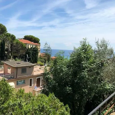 Apartment Casa Fantulin Mare Laigueglia