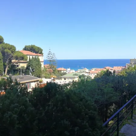 Apartment Casa Fantulin Mare Laigueglia